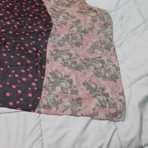 Sheer Scarf - Picture 7 of 7